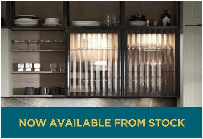 Fluted-Glazed-Doors-Kitchen