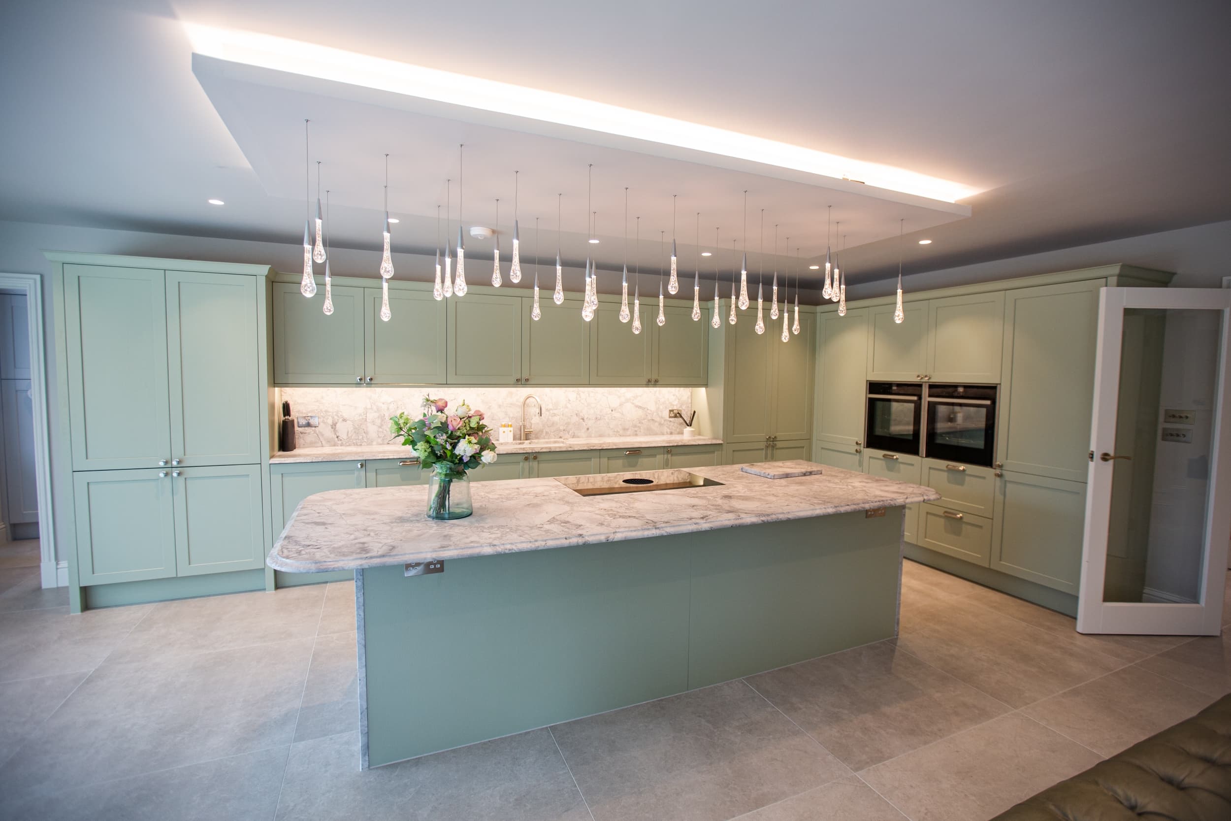 Aldana Shaker Kitchen